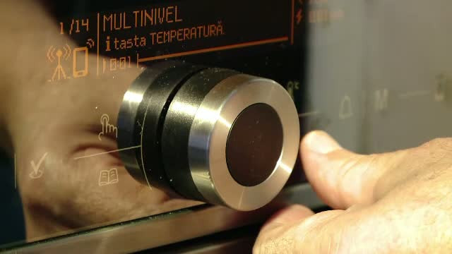 Cat de bine se descurca batranii cu tehnologia. Rezultatul surpriza al unui studiu facut la Brasov