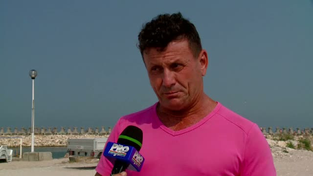 ZIUA IMNULUI. Un barbat din Cluj propune sa fie schimbat: "Desteapta-te, romane! inseamna ca suntem adormiti si tampiti"