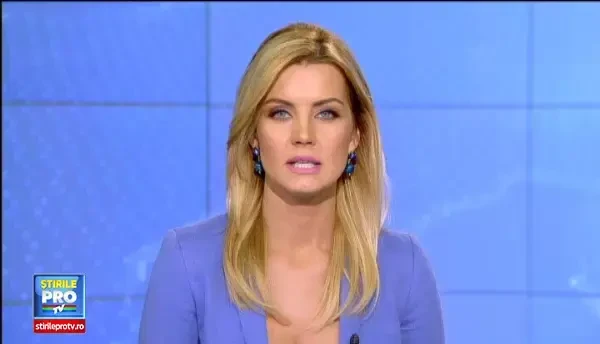 Posibil caz de frauda la BAC: un profesor i-ar fi rescris unei eleve lucrarea la romana. A comis insa o mare greseala