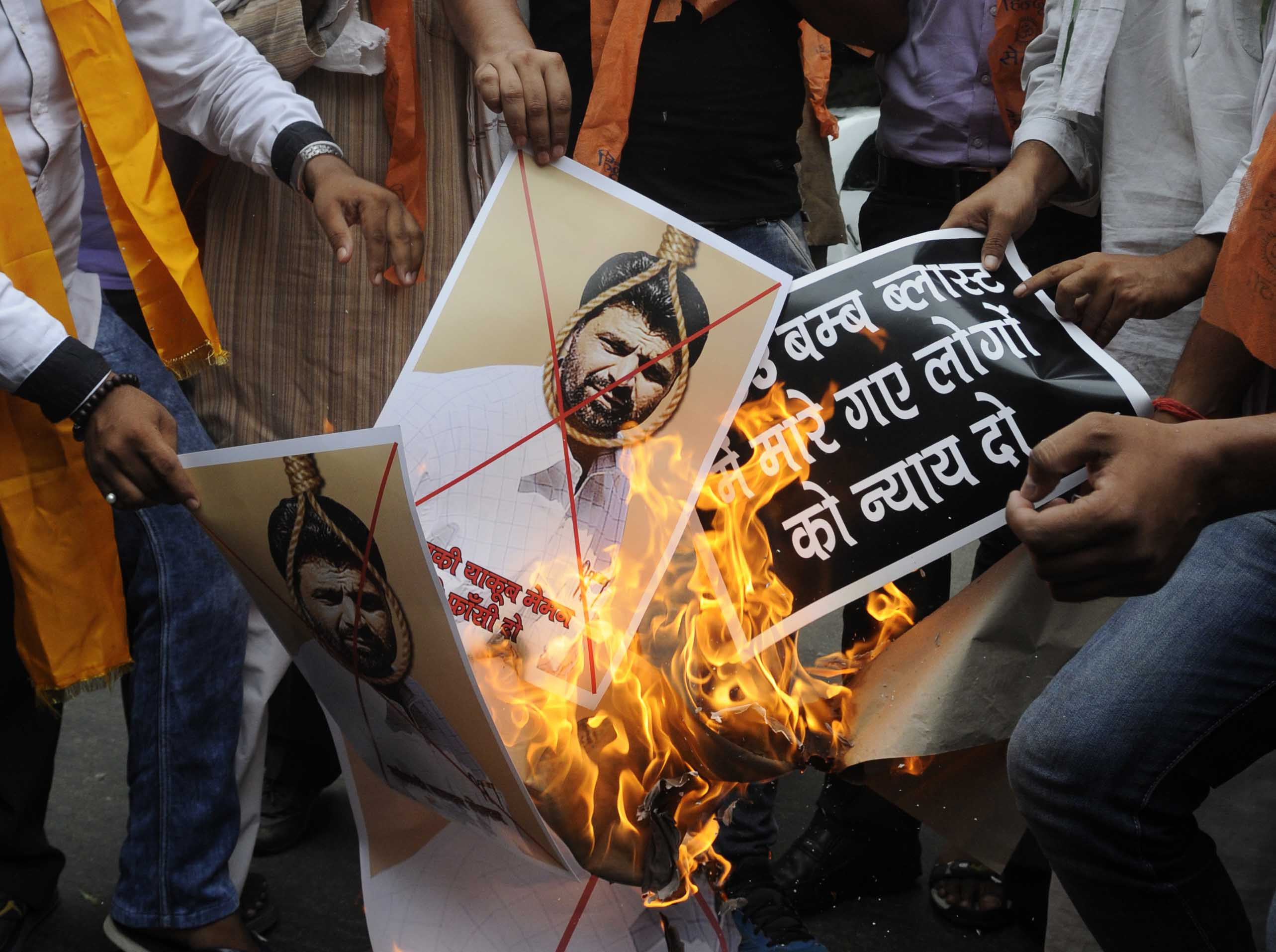 A fost executat un "creier" al atentatelor de la Mumbai din 1993. Yakub Memon, gasit vinovat pentru moartea a sute de oameni