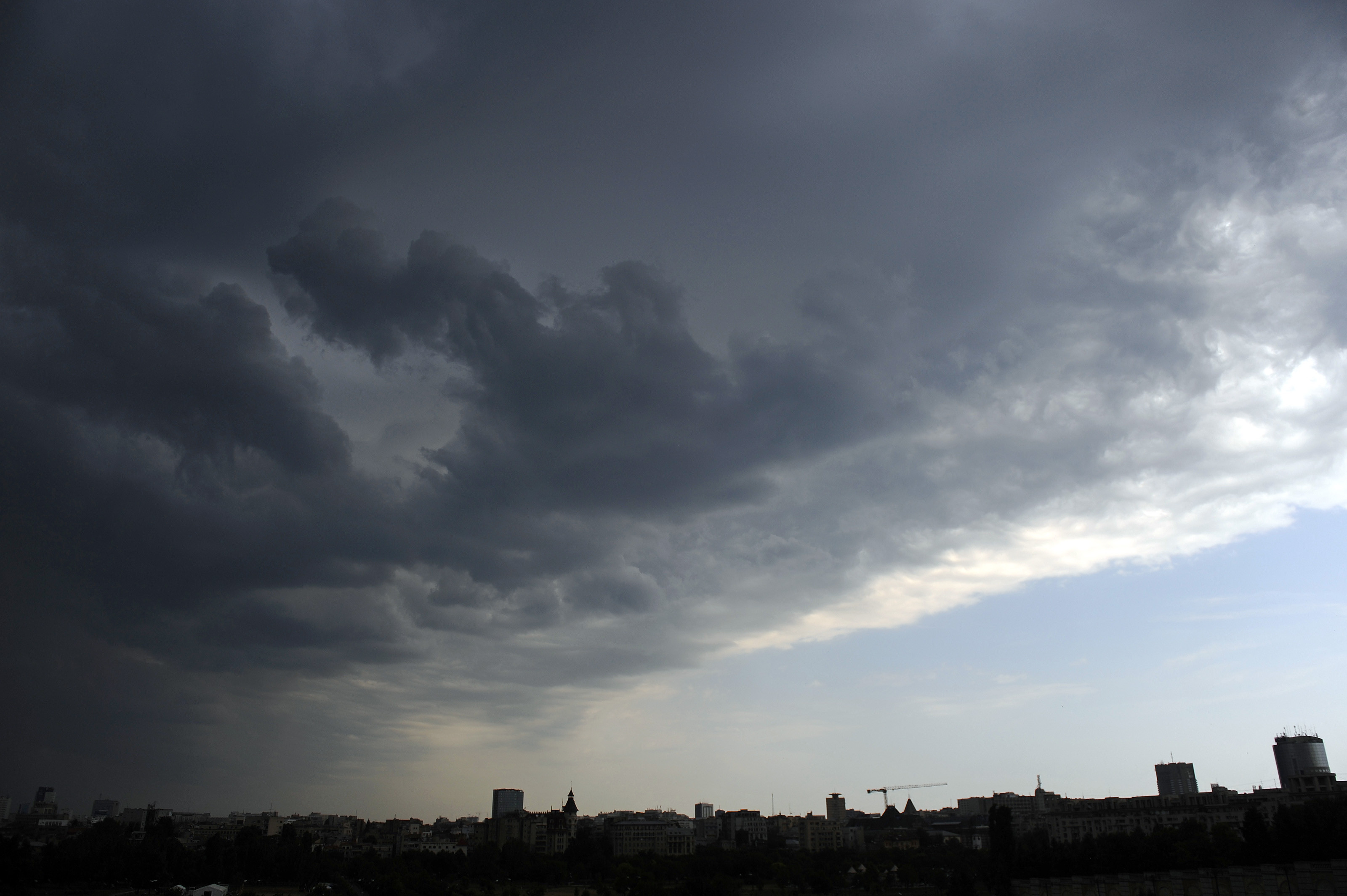 Zi de iad in sudul Romaniei. Joi s-a inregistrat cea mai ridicata temperatura pentru luna iulie, din ultimii 7 ani