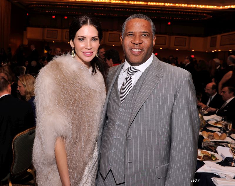 Un miliardar din industria IT s-a casatorit cu un iepuras Playboy. Pozele de la nunta sunt de o extravaganta iesita din comun