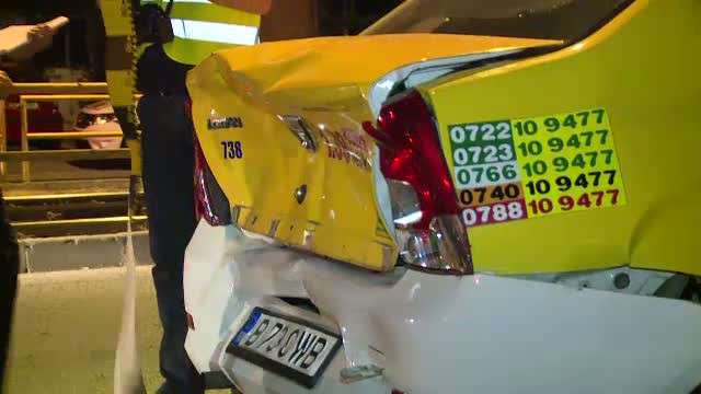 Accident in lant, in Capitala. Patru masini au fost lovite din cauza unui sofer care nu a franat la timp si a izbit un taxi