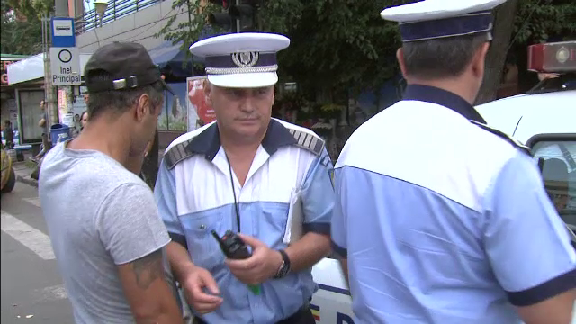 Cel mai tupeist sofer din Capitala nu a avut niciodata carnet de conducere. Politia a dat 70 de amenzi intr-o ora