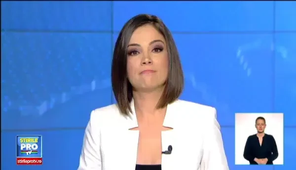 Australia este convinsa ca flapsul gasit pe Insula Reunion provine de la zborul MH370. Noi obiecte au ajuns pe plaja