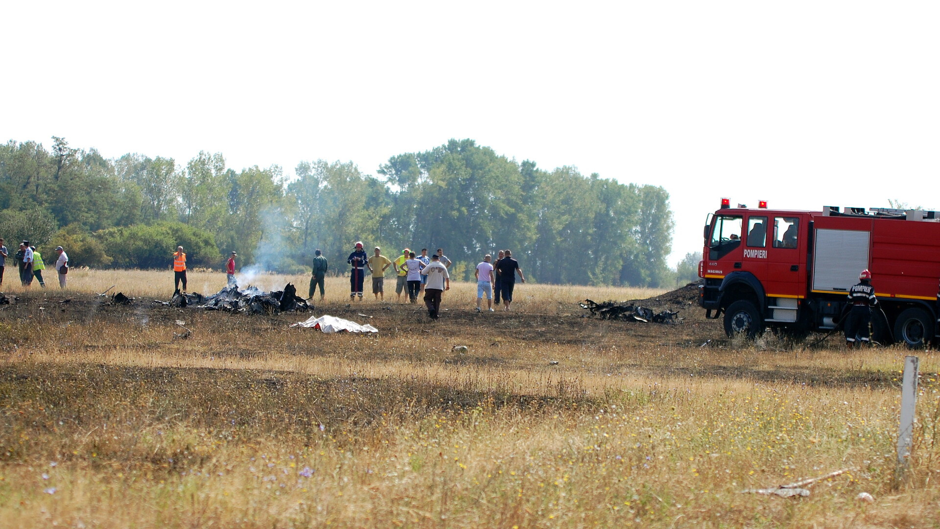 Un avion utilitar s-a prabusit in judetul Braila. Pilotul a scapat din carlinga, dar a murit in mainile medicilor