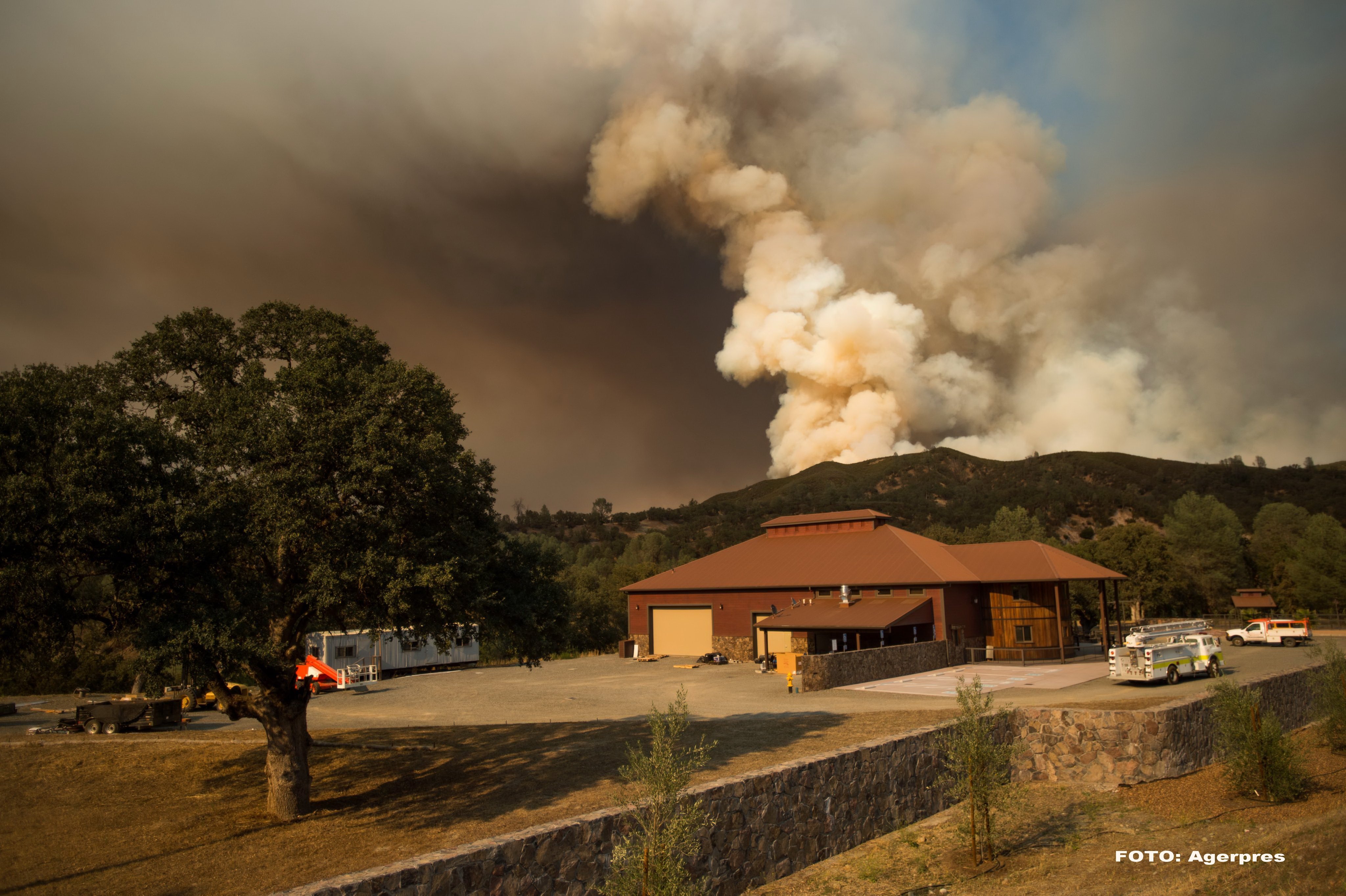 Incendiu in California - AGERPRES