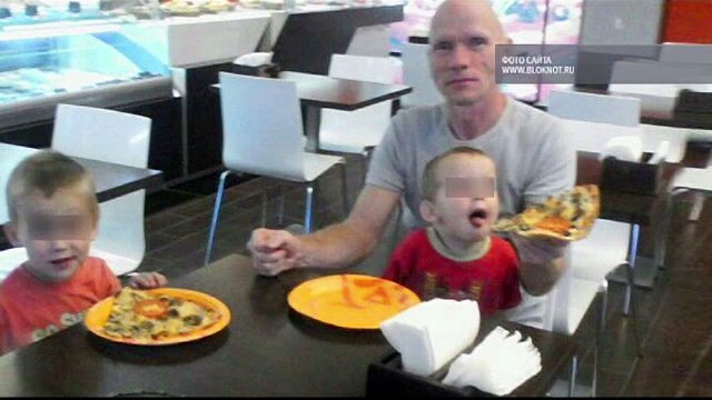 Crima care a socat Rusia. 6 frati au fost transati si varati in saci de plastic chiar de tatal lor. Ce a patit mama copiilor