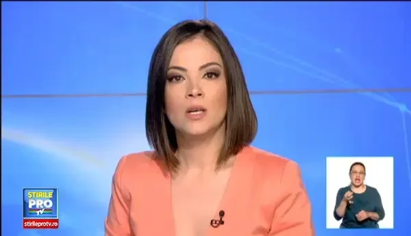 Cei doi tineri, striviti de masina, in timpul unei curse ilegale, au fost inmormantati. Gestul emotionat facut de prieteni