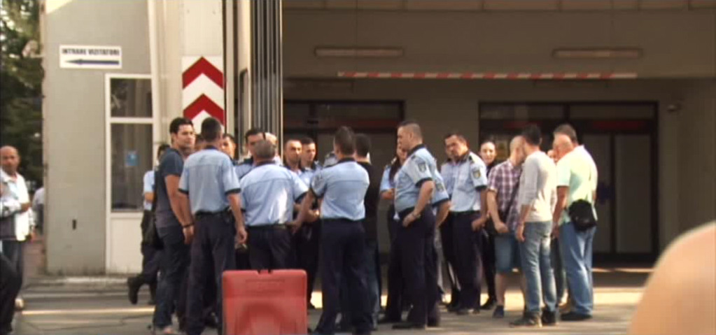 Politistul accidentat de un om de afaceri turc ar putea fi salvat in Israel. Cat ar costa transportul sau cu un avion special