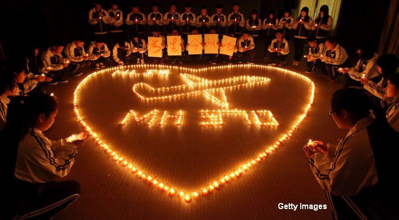 Premierul malaysian anunta ca au mai fost descoperite fragmente de perne de scaun si geamuri pe insula Reunion