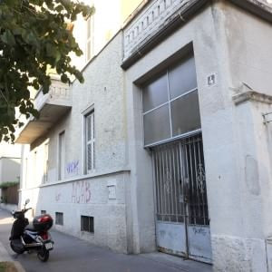 Gestul infiorator facut de o romanca din Milano dupa ce a nascut in baia casei. Medicii au gasit-o la masa, cu familia