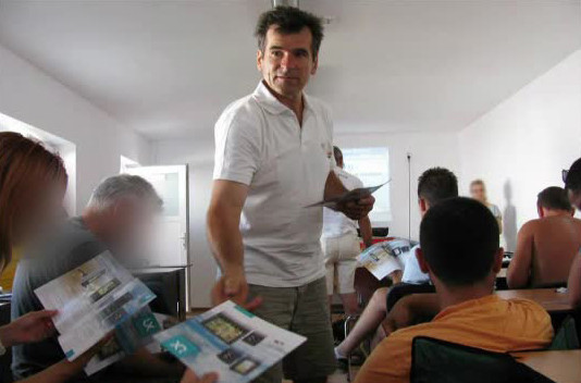 Pilotul de planor disparut joi este cautat in patru judete. Ancheta privind ora tarzie la care s-a dat prima alerta