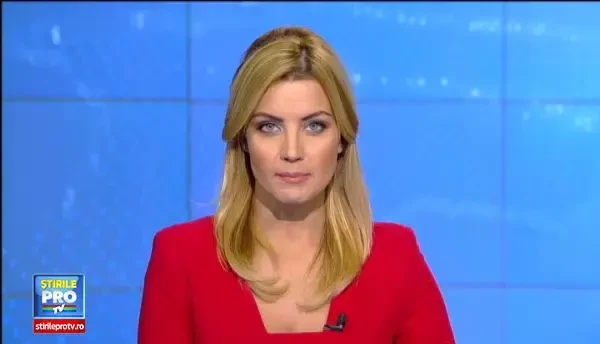 Furt filmat cu telefonul mobil. Ce incarca in portbajat doi barbati din Arad, in plina zi, chiar in centrul orasului