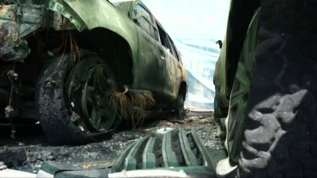 Masini ale OSCE incendiate la Donetk. Oficialii acuza ca misiunea de supraveghere a acordului de Minsk este sabotata