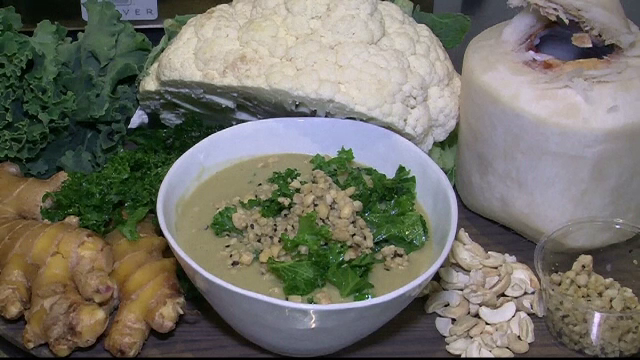 Hollywoodul a lansat moda supelor si a uitat de sucurile naturale. Ce include regimul devenit baza pentru cure de slabire