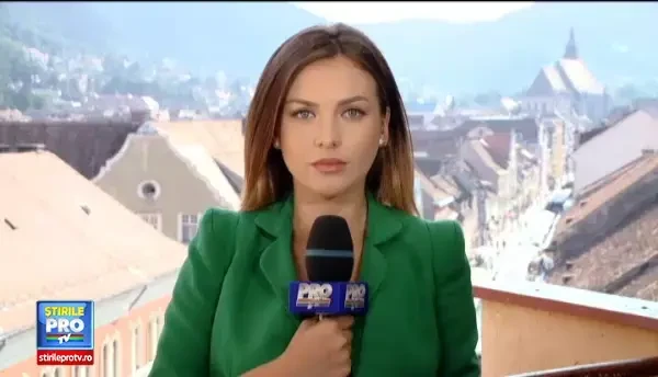 Au iesit la o plimbare romantica in parcul din Pitesti, dar au ajuns victimele unui individ, care le-a furat telefoanele