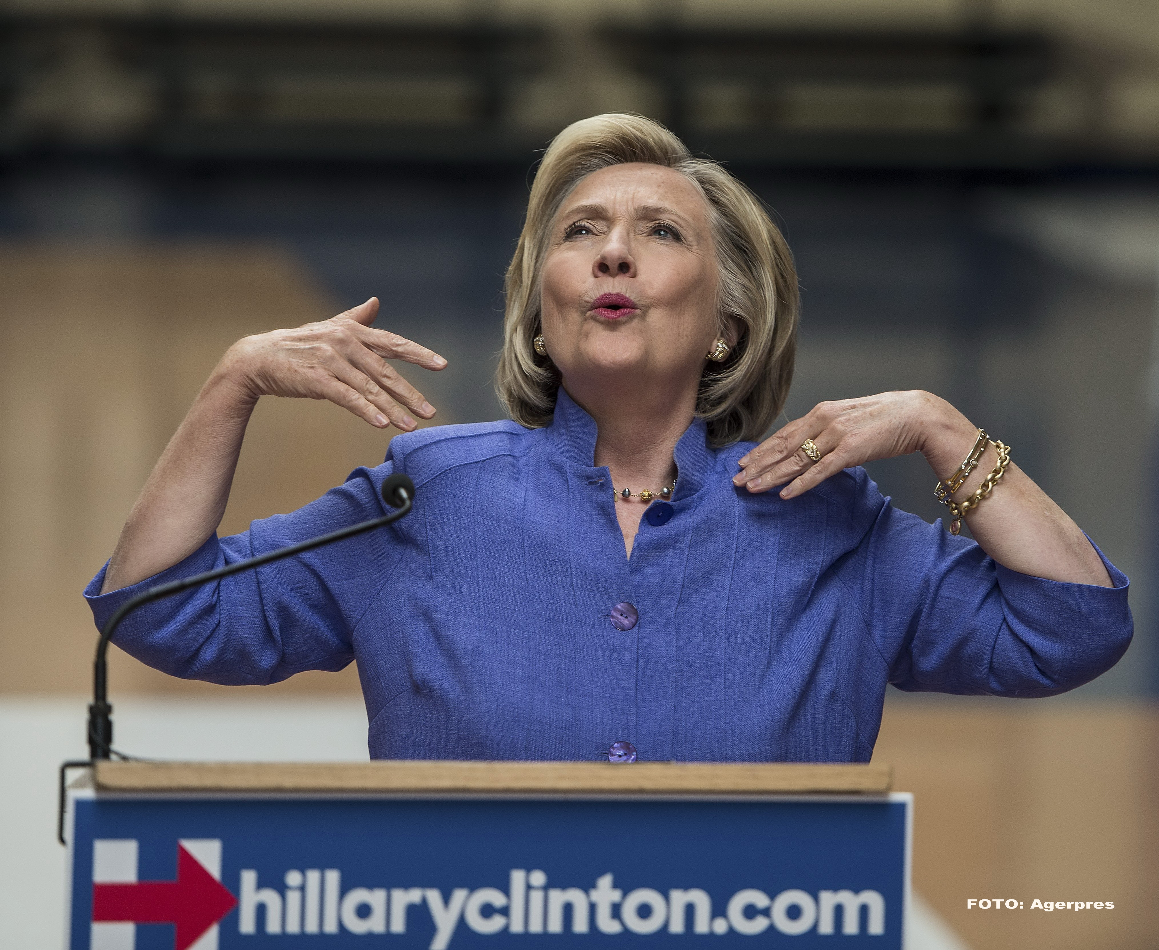 Hillary Clinton, candidata la presedintia SUA, a acceptat sa colaboreze cu FBI-ul: "Avocatul le-a dat agentilor un stick USB"