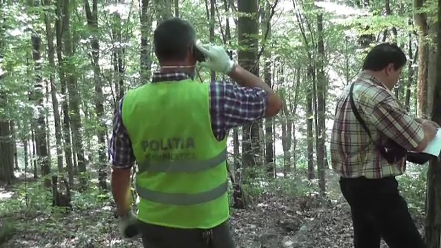 Pictor de biserici gasit spanzurat intr-o padure de langa Pitesti. Sotia lui, in stare de soc, la aflarea vestii