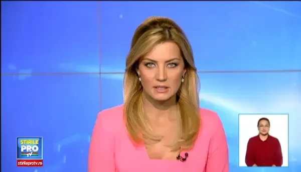 Un vitezoman din Botosani a scapat doar cu o amenda, dupa ce s-a izbit de o dubita. Imaginile surprinse pe camere