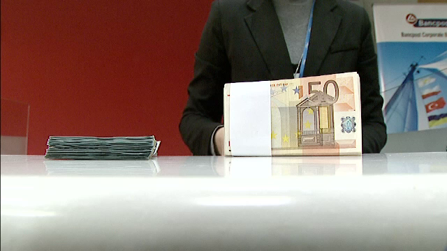 Abuzurile recuperatorilor ar putea fi interzise. "I-au spus copilului sa sune tati la un numar ca sa nu pateasca ceva rau"