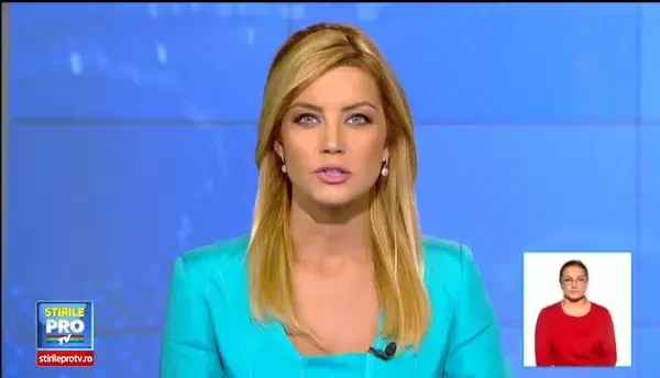 Mii de credinciosi se tarasc pe coate si genunchi la Manastirea Nicula.