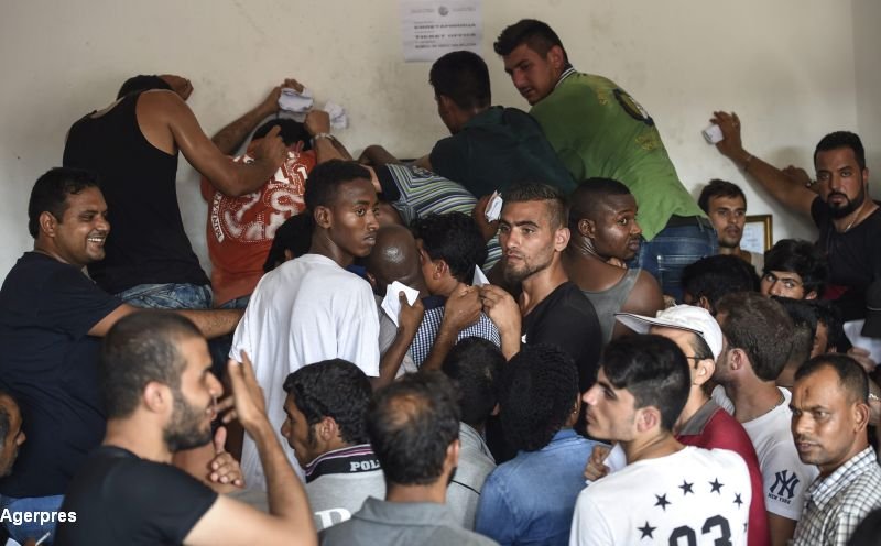 Imigranti Marea Mediterana