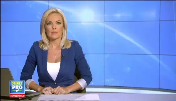 O mama si fiul ei de 6 ani, loviti in plin pe zebra de o masina izbita de o ambulanta. Cum s-a produs accidentul