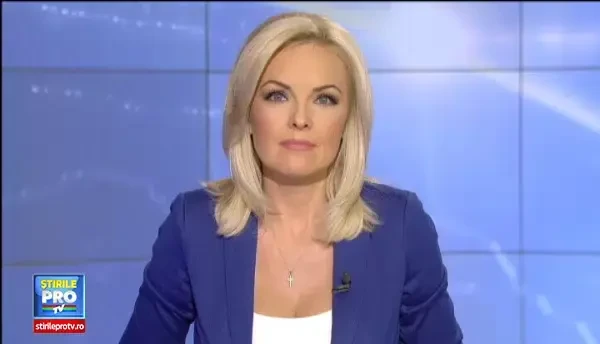 Maraton nud la Gradina Zoologica din Londra. Motivul pentru care sute de oameni au alergat dezbracati