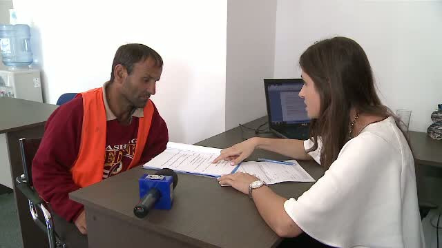 Judetul care a ajuns sa importe forta de munca, dupa ce a ramas fara someri. Angajatorii ofera si cazare si bonuri de masa