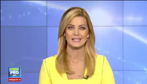 Cum s-au distrat motociclistii la Festivalul Rock'n Road Weekend. Au participat la concursuri de prins gaini sau gatit gulas