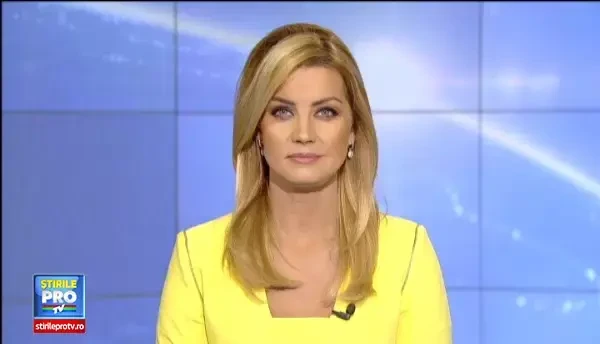 Scene de groaza pe un feribot din Filipine. Ambarcatiunea a luat foc chiar inainte ca cei 550 de pasageri sa plece de pe vas