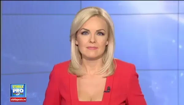 Cum s-au distrat motociclistii la Festivalul Rock'n Road Weekend. Au participat la concursuri de prins gaini sau gatit gulas