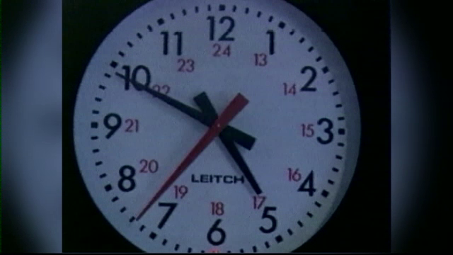 Un roman a convins 10.000 de persoane sa se trezeasca intre 5 si 7 dimineata, in fiecare zi. Ce au descoperit apoi impreuna