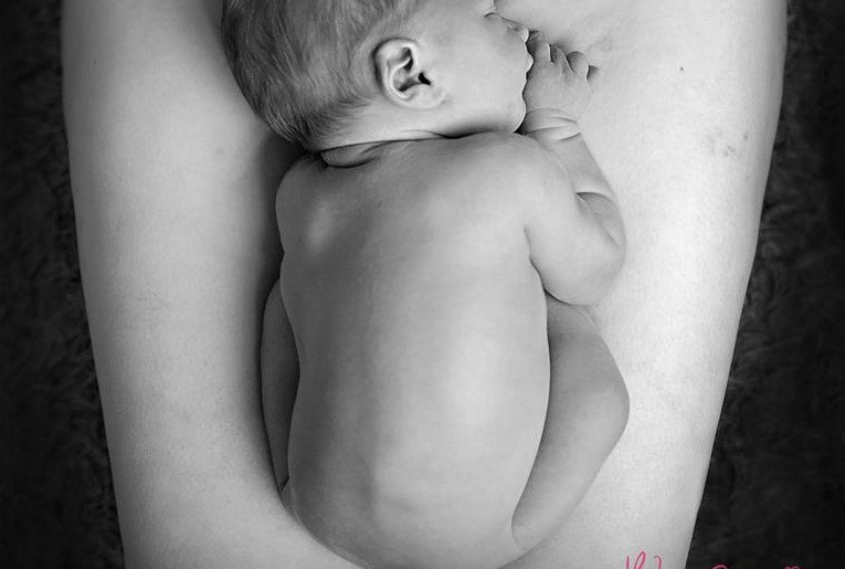 Cea mai vizualizata imagine pe internet, in ultimele zile. Gestul curajos cu care aceasta femeie a impresionat pe toata lumea