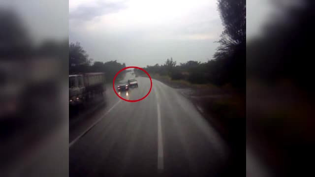 "Vazand cu incetinitorul, ne dam seama". Un instructor auto indica principalul vinovat al accidentului de langa Ramnicu Sarat