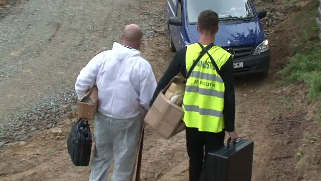 Joaca de-a v-ati ascunselea intre politisti si un suspect de crima din Bistrita Nasaud. I-a anuntat la telefon ca se preda