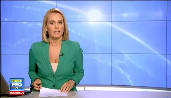 Noua tendinta in materie de coafuri - tapiteria. Cum poti obtine o impletitura asemanatoare unui covor tesut