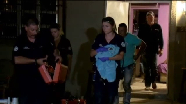 Un pui de caine a fost salvat de politisti, dupa ce s-a blocat intr-o teava. Operatiunea ampla a durat cateva ore