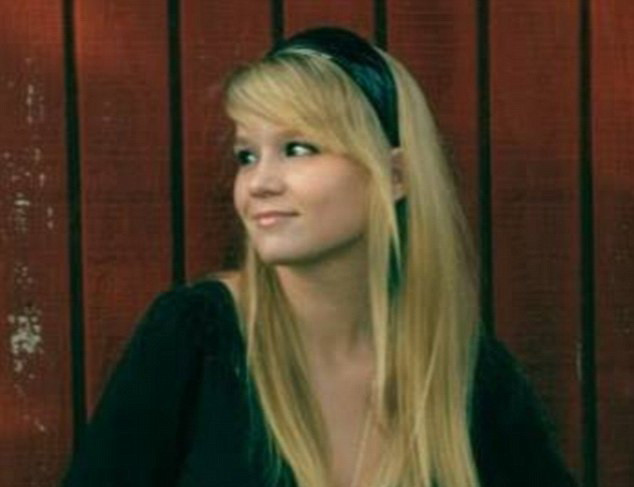 Caz terifiant la o capela din Texas. Trupul unei tinere a fost furat din sicriu, inainte sa fie incinerat. VIDEO