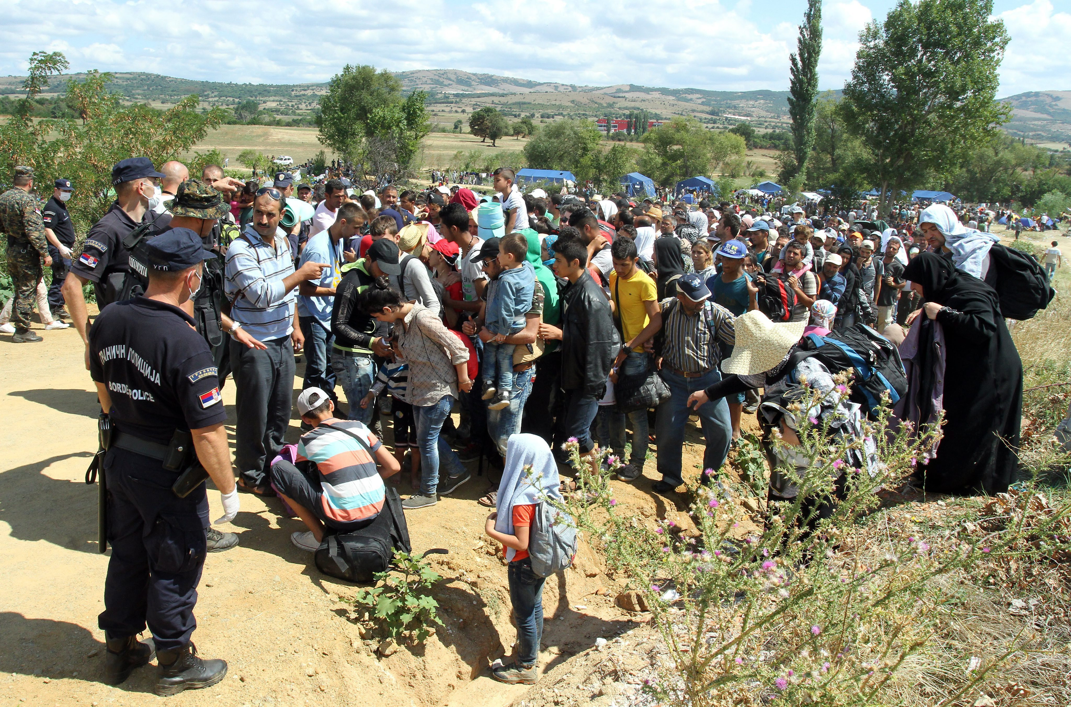 imigranti macedonia - italia - agerpres - 11