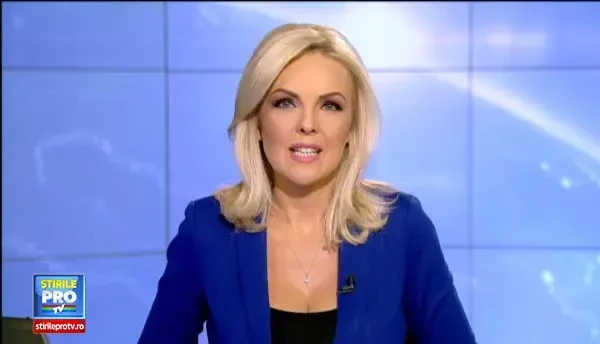 O femela panda de la ZOO din Washington a nascut doi pui. Momentul a fost transmis in direct pe internet