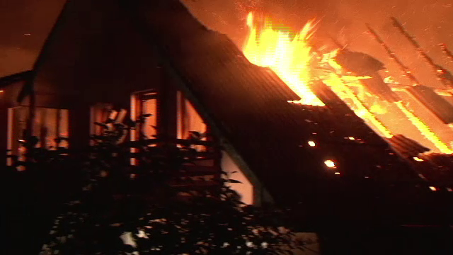 De ciuda ca fosta lui iubita se marita, un barbat din Suceava ar fi incendiat casa mirelui. Focul a fost pus in timpul nuntii