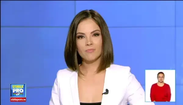 Sute de femei au defilat la New York de Ziua Mondiala Topless. Ce au facut barbatii in acest timp