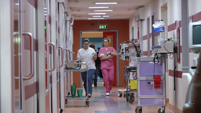 Guvernul a aprobat prin OUG majorarea salariilor medicilor cu 25%. Cand va intra in vigoare masura