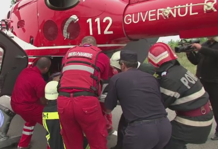 "Toata lumea tipa, a fost haos". Romani care se intorceau la munca in Spania, raniti dupa ce microbuzul lor s-a rasturnat