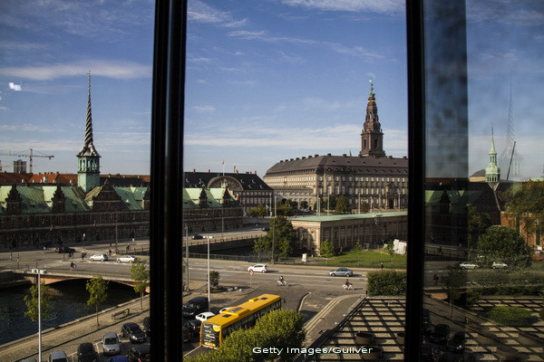 Danemarca apeleaza la legislatie ca sa stopeze valul de refugiati. Conditiile stricte pentru cei care vor cetatenie daneza