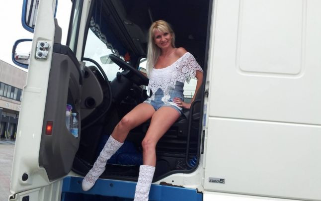 Povestea romancei din Gorj care este sofer de TIR in Spania: "Politistii ma opreau mereu, se luau dupa mine"