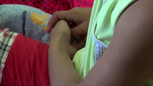 Un batran din Codlea a violat trei fetite, lasate in grija lui de catre parinti. Ce le-a marturisit anchetatorilor