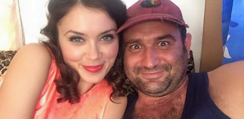 Munca multa pe platourile de filmare din Fierbinti! Uite cum au fost surprinsi Celentano si Gianina FOTO